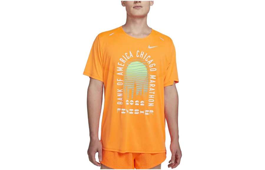 Nike Nike T Shirts Men's Yellow Crew Neck Moderate Straight Fit