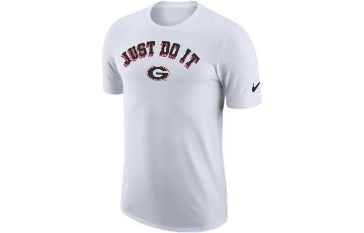 Nike Nike T Shirts Men's White Crew Neck Moderate Straight Fit