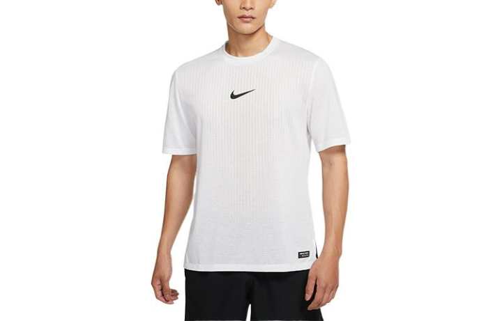 Nike Nike T Shirts Men's White Crew Neck Moderate Straight Fit
