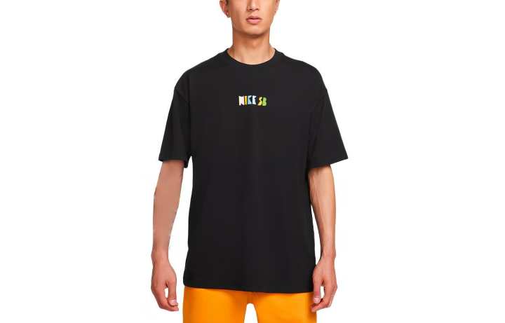 Nike Nike T Shirts Men's Black Crew Neck Moderate Straight Fit
