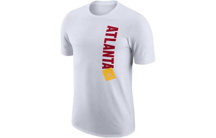 Nike Nike T Shirts Men's White Crew Neck Moderate Straight Fit