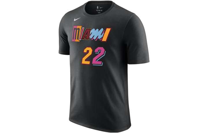 Nike Nike T Shirts Men's Crew Neck Moderate Straight Fit