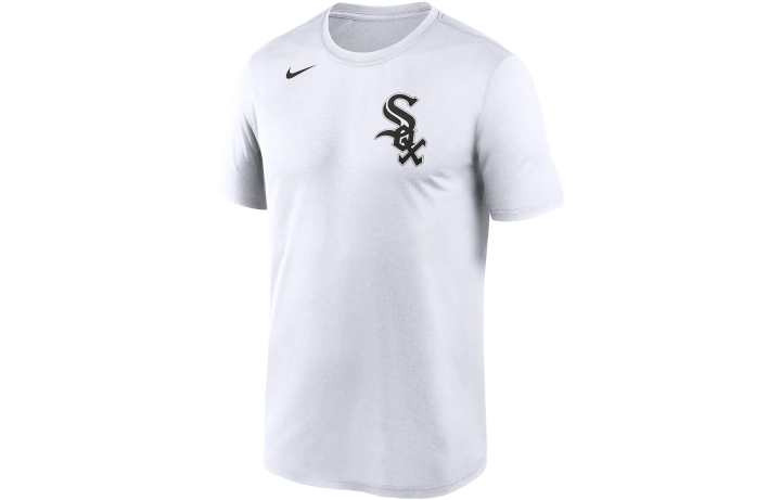 Nike Nike T Shirts Men's White Crew Neck Moderate Straight Fit