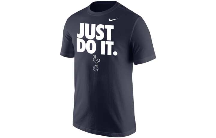 Nike Nike T Shirts Men's Black Crew Neck Moderate Straight Fit
