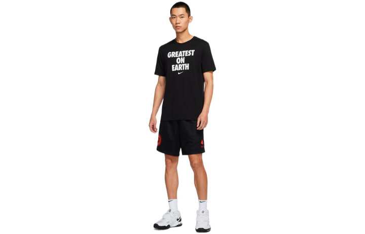 Nike Nike T Shirts Men's Black Crew Neck Moderate Straight Fit