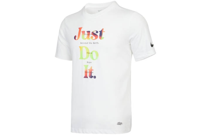 Nike Nike T Shirts Men's White Crew Neck Moderate Straight Fit