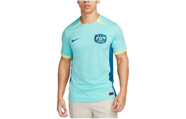 Nike Nike T Shirts Men's Sky Blue Crew Neck Moderate Straight Fit