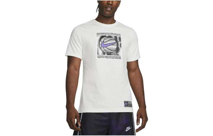 Nike Nike T Shirts Men's White Crew Neck Moderate Straight Fit