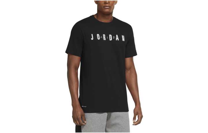 Nike Nike T Shirts Men's Black Crew Neck Moderate Straight Fit