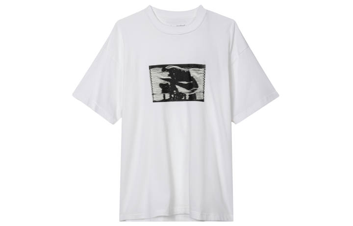 Nike Nike T Shirts Men's White Crew Neck Moderate Straight Fit