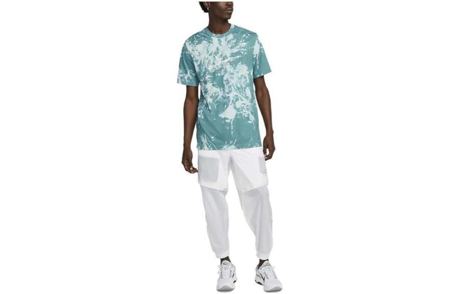 Nike Nike T Shirts Men's Lake Blue Crew Neck Moderate Straight Fit