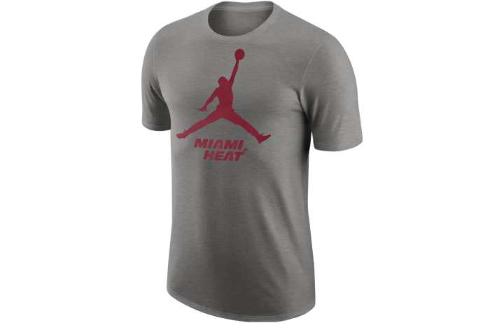 Nike Nike T Shirts Men's Dark Gray Crew Neck Moderate