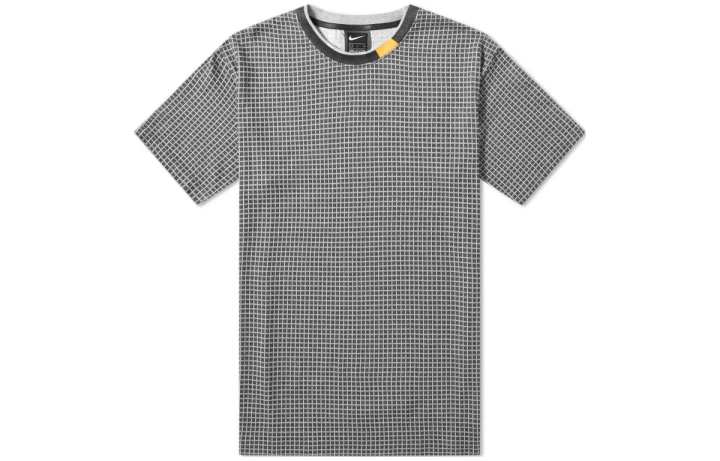 Nike Nike T Shirts Men's Black Crew Neck Moderate Straight Fit