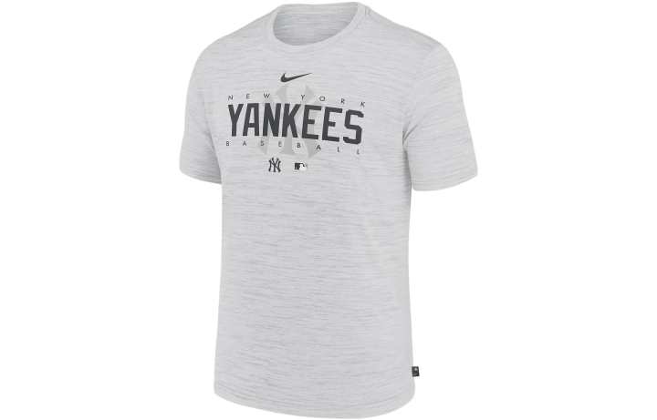 Nike Nike T Shirts Men's White Crew Neck Moderate Straight Fit