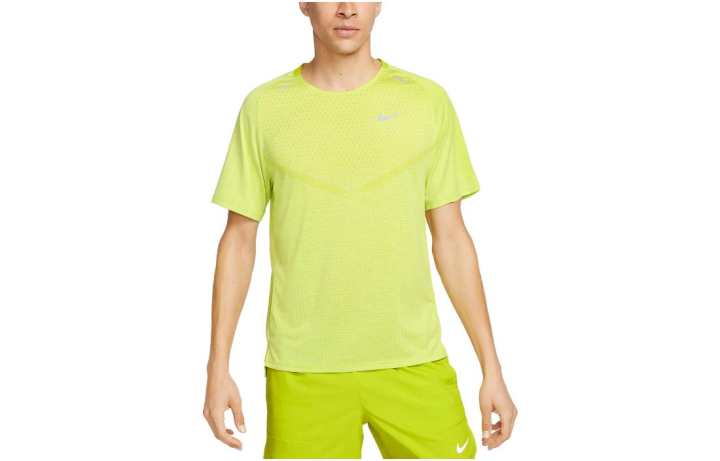 Nike Nike T Shirts Men's Yellow Crew Neck Moderate