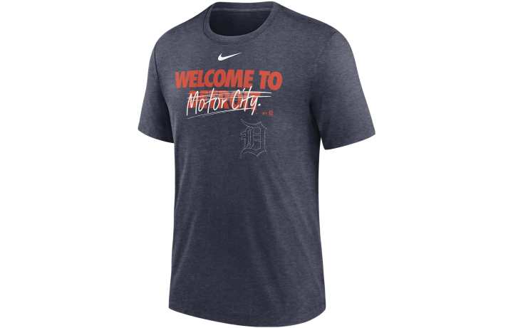 Nike Nike T Shirts Men's Black Crew Neck Moderate Straight Fit