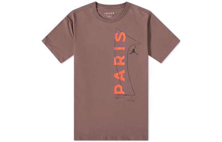 Nike Nike T Shirts Men's Dark Brown Crew Neck Moderate Straight Fit