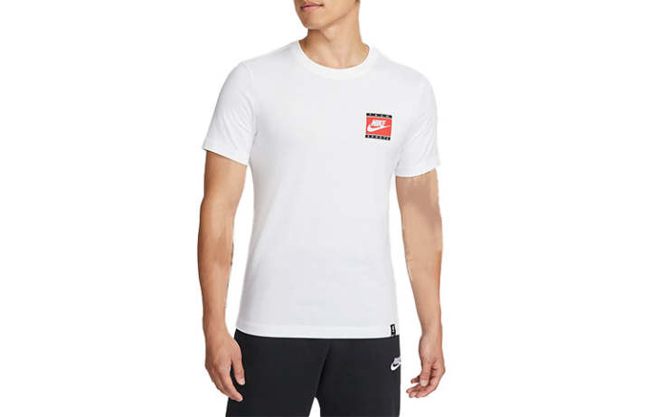 Nike Nike T Shirts Men's White Crew Neck Moderate Straight Fit