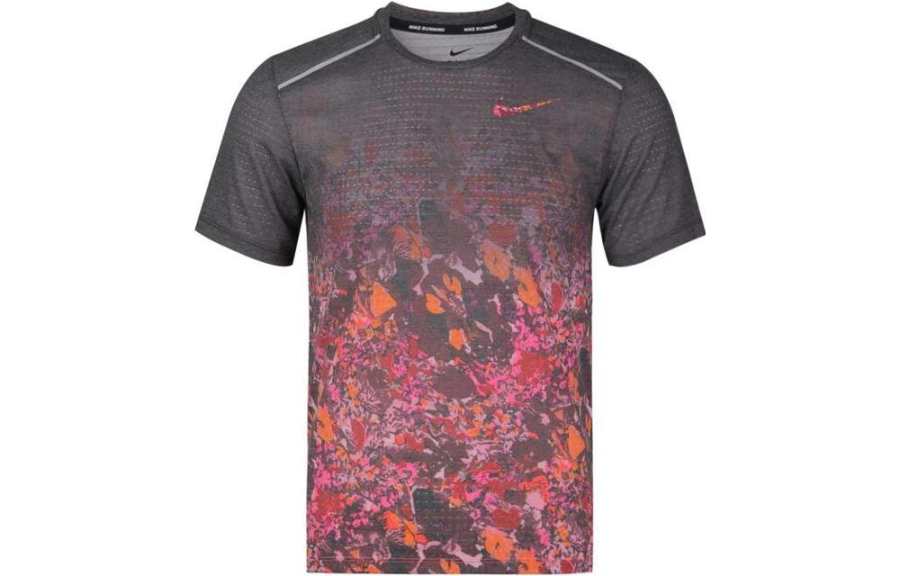 Nike Nike T Shirts Men's Black Red Crew Neck Moderate Straight Fit