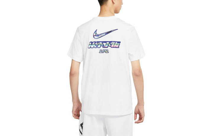 Nike Nike T Shirts Unisex White Crew Neck Moderate Straight Fit