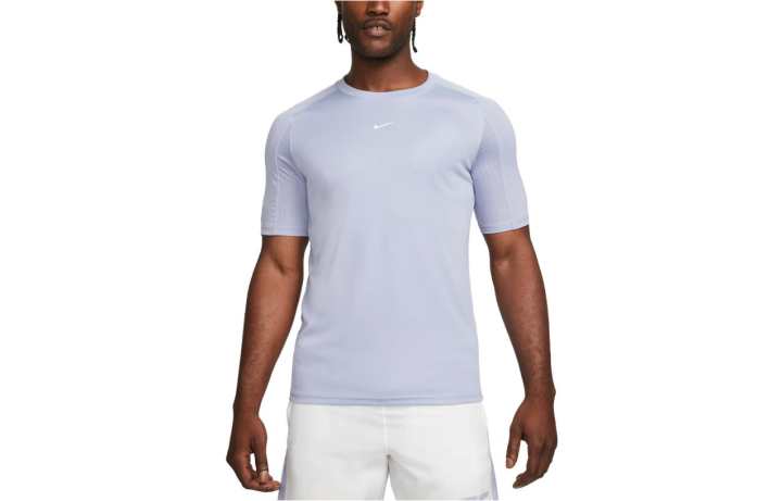 Nike Nike T Shirts Men's Indigo Mist Crew Neck Moderate Straight Fit