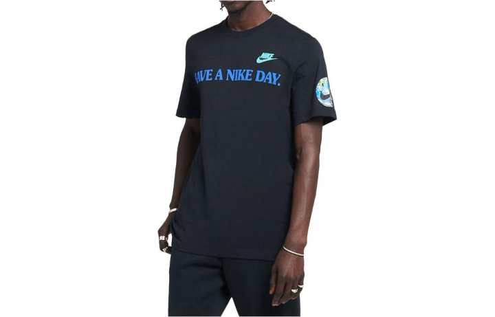 Nike Nike T Shirts Men's Black Crew Neck Moderate Straight Fit