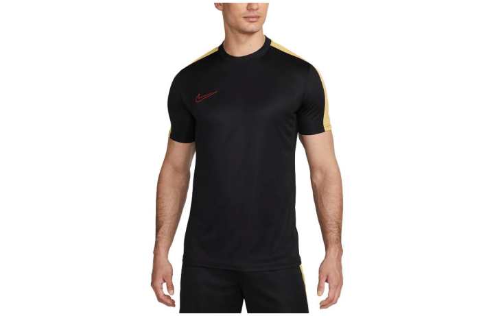 Nike Nike T Shirts Men's Black Crew Neck Moderate Straight Fit