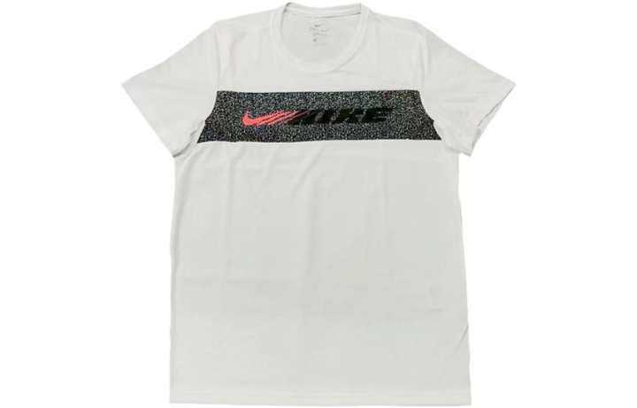 Nike Nike T Shirts Men's White Crew Neck Moderate Straight Fit
