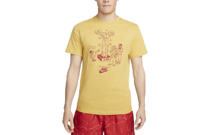 Nike Nike T Shirts Men's Yellow Crew Neck Moderate Straight Fit