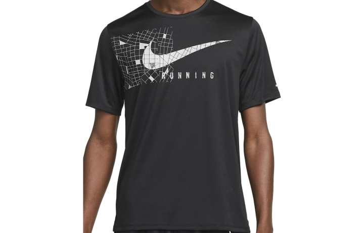 Nike Nike T Shirts Men's Black Crew Neck Moderate Straight Fit