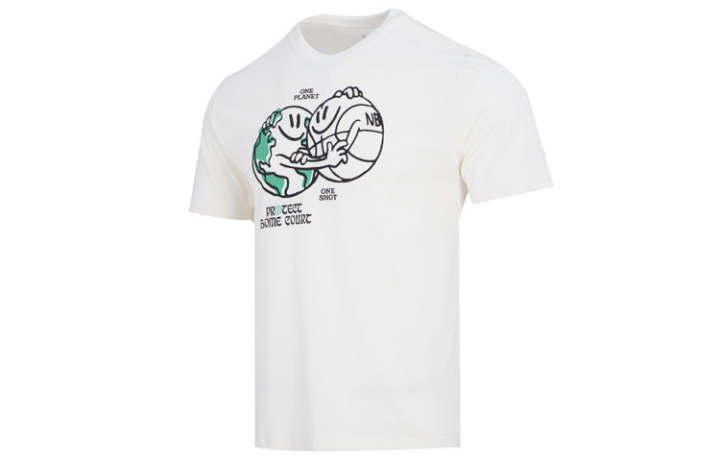 Nike Nike T Shirts Men's White Crew Neck Moderate Straight Fit