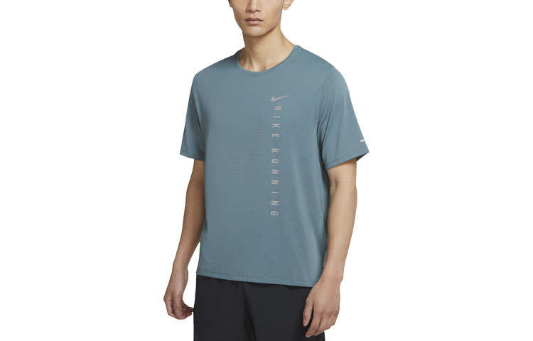 Nike Nike MILER T Shirts Men's Green Crew Neck Moderate Straight Fit