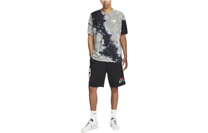 Nike Nike T Shirts Men's Black Crew Neck Moderate Straight Fit