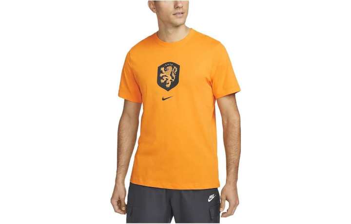 Nike Nike T Shirts Men's Yellow Crew Neck Moderate Straight Fit
