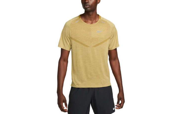 Nike Nike T Shirts Men's Bronze Crew Neck Moderate Straight Fit