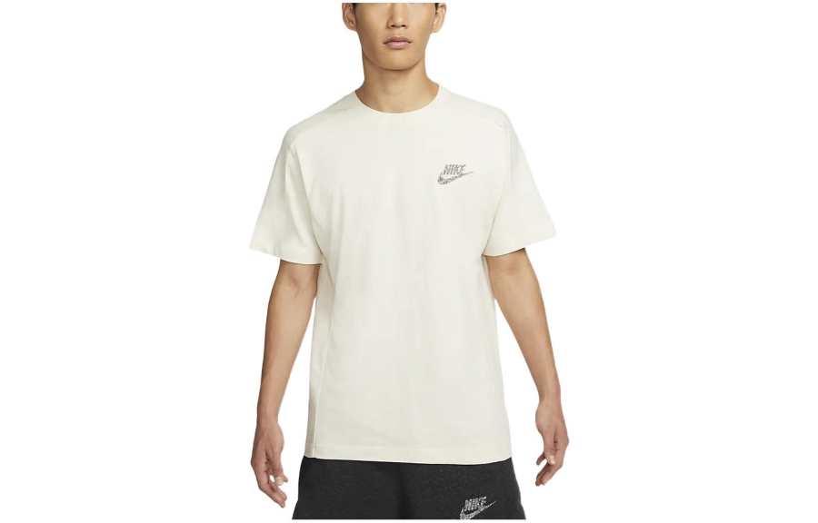 Nike Nike T Shirts Men's Coconut Milk Crew Neck Moderate Straight Fit