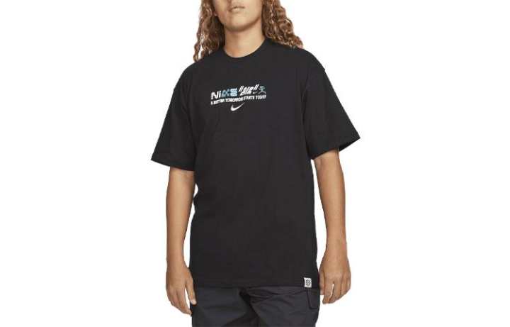 Nike Nike T Shirts Men's Black Crew Neck Moderate Straight Fit