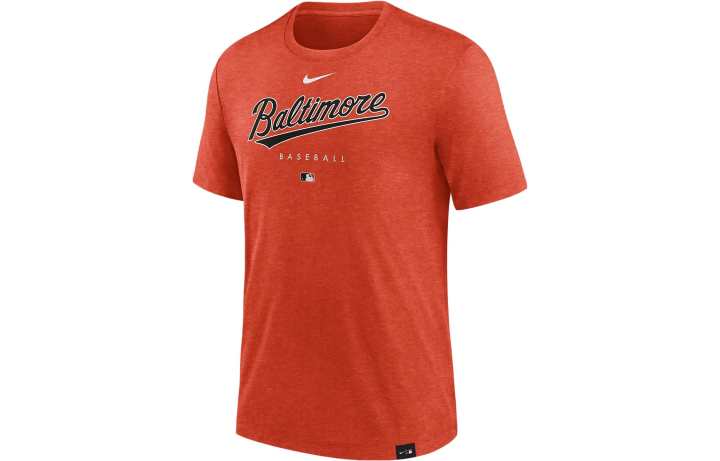 Nike Nike T Shirts Men's Orange Crew Neck Moderate Straight Fit