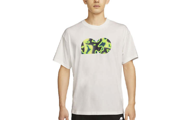 Nike Nike T Shirts Men's White Crew Neck Moderate Straight Fit