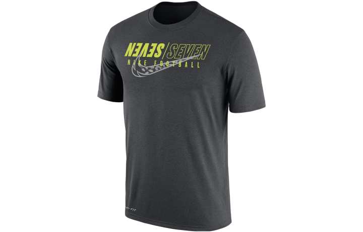 Nike Nike T Shirts Men's Black Crew Neck Moderate Straight Fit