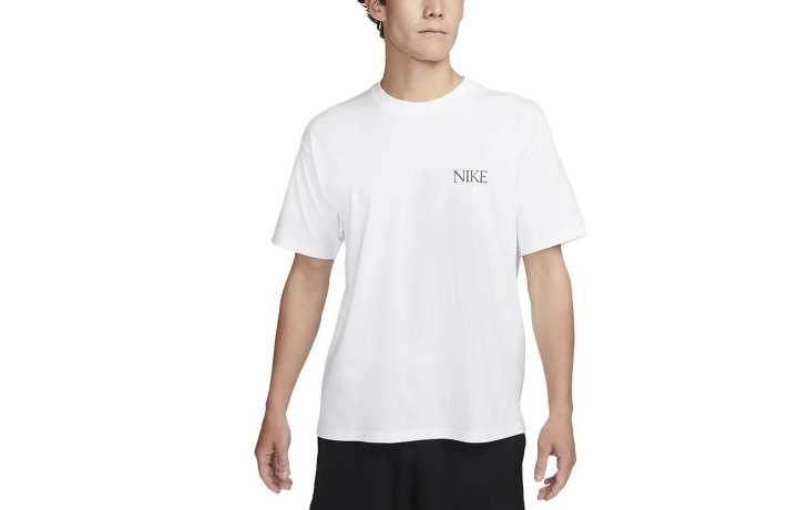 Nike Nike T Shirts Men's White Crew Neck Moderate Straight Fit