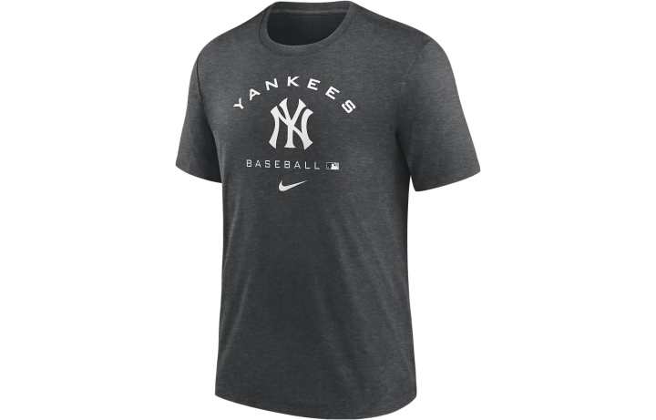 Nike Nike T Shirts Men's Black Crew Neck Moderate Straight Fit