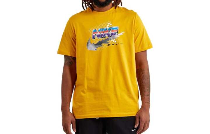 Nike Nike T Shirts Men's Gold Crew Neck Moderate