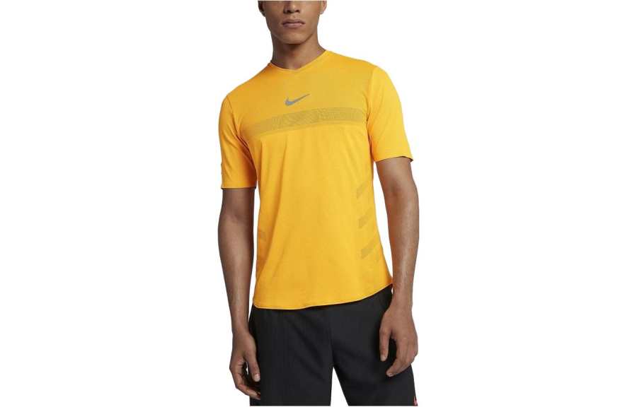 Nike Nike T Shirts Men's Yellow Crew Neck Moderate Straight Fit