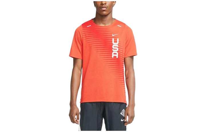 Nike Nike T Shirts Men's Orange Crew Neck Moderate Straight Fit