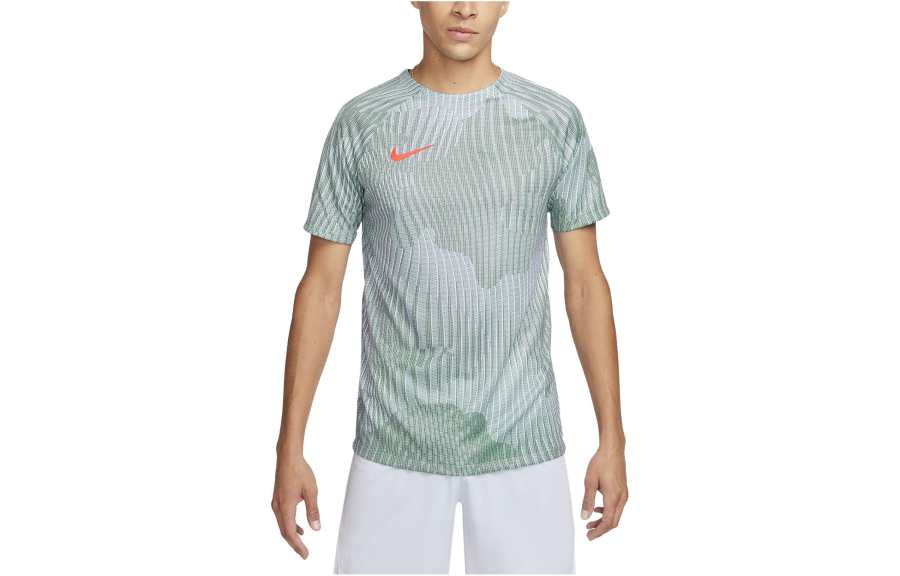 Nike Nike T Shirts Men's Green Crew Neck Moderate Straight Fit