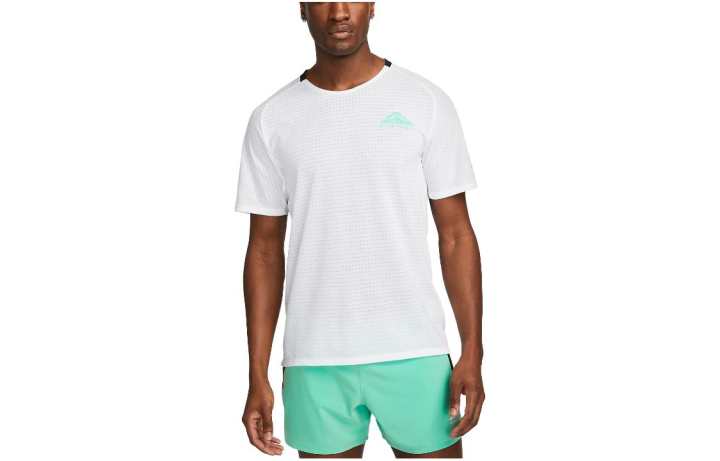 Nike Nike T Shirts Men's White Crew Neck Moderate Straight Fit