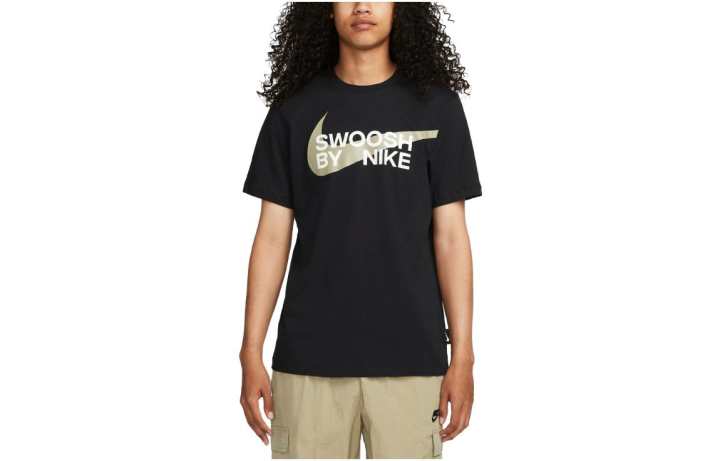 Nike Nike T Shirts Men's Black Crew Neck Moderate Straight Fit