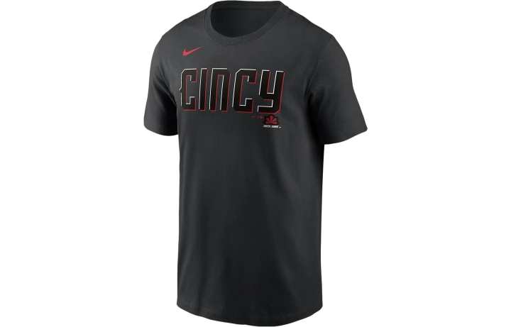 Nike Nike T Shirts Men's Black Crew Neck Moderate Straight Fit