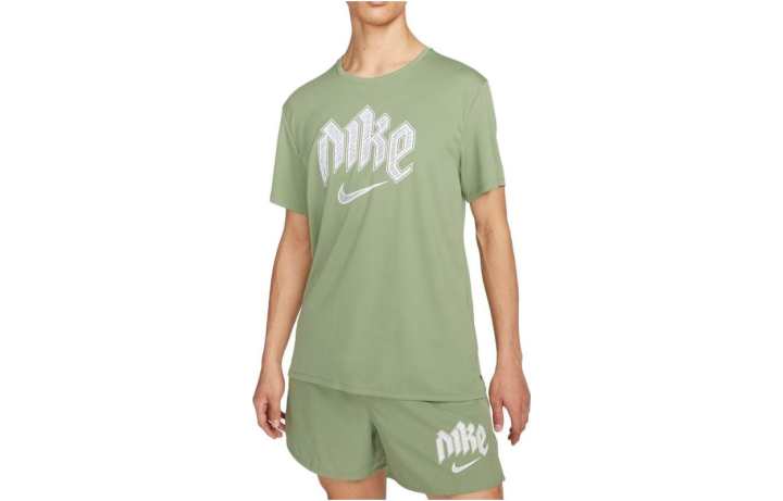 Nike Nike T Shirts Men's Green Crew Neck Moderate Straight Fit